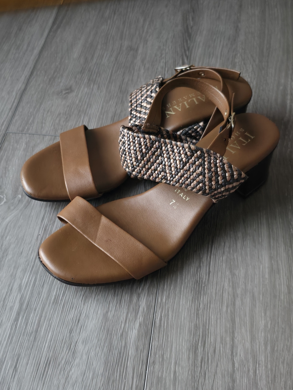 Italian Shoemakers Woven Raffia Block Heel Sandals Tan Black Slingback 7.5 Italy